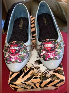 Vintage Y2K Ed Hardy Grey Patent Leather Flats - Love Kills Slowly - NIB SZ 8